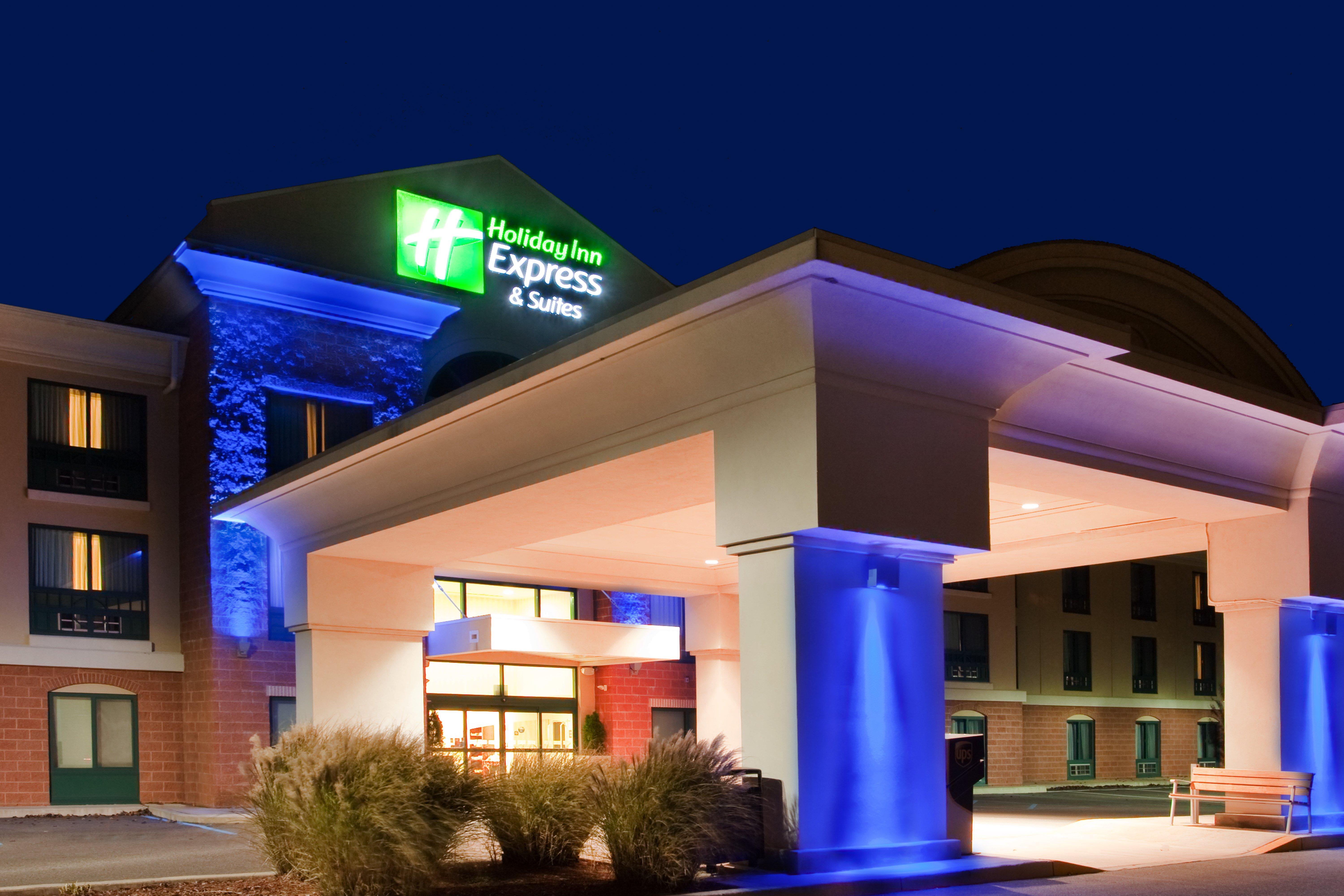 Holiday Inn Express Hotel & Suites Drums-Hazelton By Ihg Exterior foto
