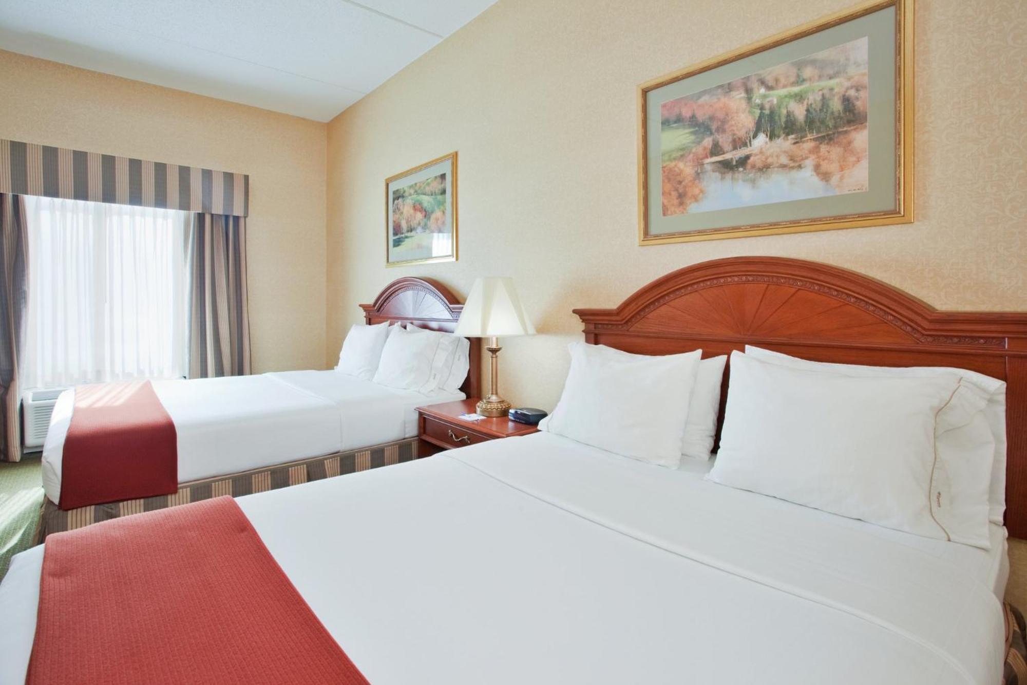 Holiday Inn Express Hotel & Suites Drums-Hazelton By Ihg Exterior foto